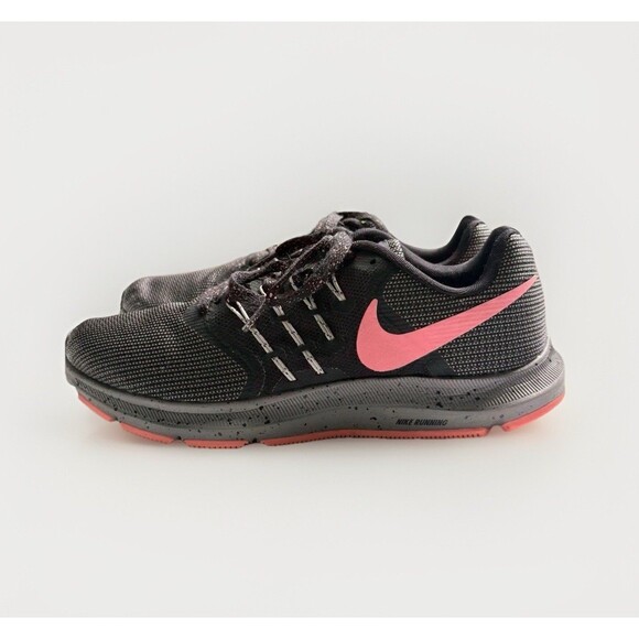 Nike Swift Women’s Running Shoes Size 8 Black Pink Athletic Sneakers Comfort - Picture 4 of 8